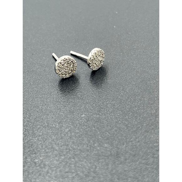 14k White Gold Round Pave Diamond Chip Post Pierced Stud Earrings 6mm - Picture 7 of 11